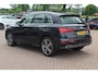 Audi Q5 2.0 TFSI quattro Launch Edition / Trekhaak / Panoramadak / Half leder / B&O / 20'' / Standverwarming / Parkeerhulp V+A / Navigatie / Cruise Control