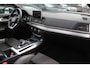 Audi Q5 2.0 TFSI quattro Launch Edition / Trekhaak / Panoramadak / Half leder / B&O / 20'' / Standverwarming / Parkeerhulp V+A / Navigatie / Cruise Control