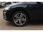 Audi Q5 2.0 TFSI quattro Launch Edition / Trekhaak / Panoramadak / Half leder / B&O / 20'' / Standverwarming / Parkeerhulp V+A / Navigatie / Cruise Control