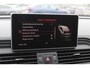 Audi Q5 2.0 TFSI quattro Launch Edition / Trekhaak / Panoramadak / Half leder / B&O / 20'' / Standverwarming / Parkeerhulp V+A / Navigatie / Cruise Control