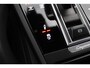 Porsche Cayenne 3.0 E-Hybrid / Trekhaak / Panoramadak / 360Camera / Head-up / 21'' / Keyless / Bose / Sportchrono / Softclose / Stuurverwarming / Leder / Cruise Control