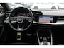 Audi A3 Sportback 30 TFSI S edition / Virtual Cockpit / Apple CarPlay / Full LED / 17'' / Navigatie / Half leder / Parkeerhulp achter / ACC