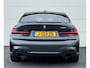 BMW 3-Serie 320i High Exe Org NL M-Sport Pano HK 360 Camera Keyless Lane assist Leer Sportonderstel Stoelverwarming Shadow line