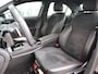 Mercedes-Benz A-klasse 180 d Premium Plus Panoramadak | Sfeerverlichting | Navigatie | Lichtmetalen velgen | Halflederen bekleding | Climate Control |