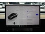 Tesla Model Y Long Range Dual Motor AWD 514pk Afn. trekhaak Navi Camera Leer Warmtepomp ACC Autopilot PDC Elektr. achterklep Stoelverwarmimg voor en achter Stuurverwarming Optie: Full Self-Driving Capability Afneembaar trekhaak BTW auto