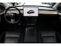 Tesla Model Y Long Range Dual Motor AWD 514pk Afn. trekhaak Navi Camera Leer Warmtepomp ACC Autopilot PDC Elektr. achterklep Stoelverwarmimg voor en achter Stuurverwarming Optie: Full Self-Driving Capability Afneembaar trekhaak BTW auto