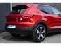Volvo XC40 T4 Automaat Recharge R-Design | Trekhaak | Panoramadak| Elektrisch bedienbare voorstoelen | Elektrische achterklep | Dodehoekdetectie | Adaptive cruise control| Premium audio by Harman Kardon  | Verwarmbare voorstoelen | Verwarmbaar stuurwiel | Keyless entry | Apple Carplay/Android auto | Park Assist | Extra getinte ramen achter