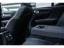 Volvo XC40 T4 Automaat Recharge R-Design | Trekhaak | Panoramadak| Elektrisch bedienbare voorstoelen | Elektrische achterklep | Dodehoekdetectie | Adaptive cruise control| Premium audio by Harman Kardon  | Verwarmbare voorstoelen | Verwarmbaar stuurwiel | Keyless entry | Apple Carplay/Android auto | Park Assist | Extra getinte ramen achter