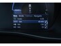 Volvo XC40 T4 Automaat Recharge R-Design | Trekhaak | Panoramadak| Elektrisch bedienbare voorstoelen | Elektrische achterklep | Dodehoekdetectie | Adaptive cruise control| Premium audio by Harman Kardon  | Verwarmbare voorstoelen | Verwarmbaar stuurwiel | Keyless entry | Apple Carplay/Android auto | Park Assist | Extra getinte ramen achter