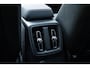 Volvo XC40 T4 Automaat Recharge R-Design | Trekhaak | Panoramdak| Electrisch bedienbare voorstoelen | Elektrische achterklep | Dodehoekdetectie | Adaptive cruise control| HarmanKardon Audio installatie | Verwarmbare voorstoelen | verwarmbaar stuurwiel | Keyless entry | Apple Carplay/Android auto | Park Assist | Extra getinte ramen achter