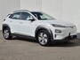 Hyundai Kona Electric EV Comfort 64 kWh Automaat / Apple Carplay Android Auto / Adaptief cruise control / Krell Audio systeem / Achteruitrijcamera / Stuur- en Stoelverwarming / Warmtepomp /