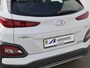 Hyundai Kona Electric EV Comfort 64 kWh Automaat / Apple Carplay Android Auto / Adaptief cruise control / Krell Audio systeem / Achteruitrijcamera / Stuur- en Stoelverwarming / Warmtepomp /