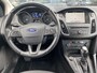 Ford Focus Wagon 1.5 Titanium Navigatie, Parkeerhulp & Cruise Control