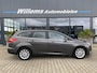 Ford Focus Wagon 1.5 Titanium Navigatie, Parkeerhulp & Cruise Control