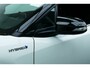 Toyota C-HR 1.8 Hybrid Executive. Bi Tone, Navi, Camera, StoelVerw, 18"LMV, Afn Haak
