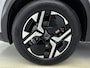 Peugeot 2008 SUV GT 130pk Automaat | Navigatie | Camera v+a | Climate Control | Adaptieve Cruise Control | Leder/Alcantara | Stoel elektrisch+massage+verwarmd | Parkeersensoren v+a | Keyless | Dodehoeksensor | Draadloze Apple Carplay / Android Auto + telefoonlader | Digitaal instrumentenpaneel | DAB+ radio | Full Led koplampen | Donker getint glas | 17" lichtmetalen velgen |