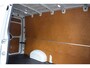 Volkswagen Crafter 30 2.0 TDI 140Pk L3H3 Highline / Camera / Navi / Pdc / Betimmering / Trekhaak