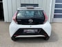 Toyota Aygo 1.0 VVT-i x-play Airco / Camera / Stoelverw. / Elektr.pakket / Led / LMV