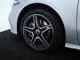 Mercedes-Benz A-klasse 250 e Business Solution AMG | Trekhaak | Nightpakket | Parkeerpakket met achteruitrijcamera | KEYLESS GO-comfortpakket | Antidiefstalpakket URBAN GUARD PLUS | Extra USB-poorten | Verwarmde stoelen vooraan |