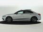 Mercedes-Benz A-klasse 250 e Business Solution AMG | Trekhaak | Nightpakket | Parkeerpakket met achteruitrijcamera | KEYLESS GO-comfortpakket | Antidiefstalpakket URBAN GUARD PLUS | Extra USB-poorten | Verwarmde stoelen vooraan |