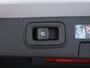 Mercedes-Benz A-klasse 250 e Business Solution AMG | Trekhaak | Nightpakket | Parkeerpakket met achteruitrijcamera | KEYLESS GO-comfortpakket | Antidiefstalpakket URBAN GUARD PLUS | Extra USB-poorten | Verwarmde stoelen vooraan |