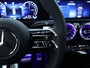 Mercedes-Benz A-klasse 250 e Business Solution AMG | Trekhaak | Nightpakket | Parkeerpakket met achteruitrijcamera | KEYLESS GO-comfortpakket | Antidiefstalpakket URBAN GUARD PLUS | Extra USB-poorten | Verwarmde stoelen vooraan |