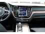 Volvo XC60 T8 Twin Engine AWD Inscription | Schuif/kanteldak | AppleCarplay | Privacy glass | 19" LMV