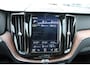 Volvo XC60 T8 Twin Engine AWD Inscription | Schuif/kanteldak | AppleCarplay | Privacy glass | 19" LMV