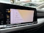 Volkswagen Golf 1.5 eTSI Life Business | Apple Carplay | Elek. stoelen | Draadloze tel. lader