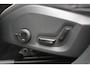 Volvo XC60 B5 AUT8 250PK Ultimate Dark | Luchtvering | Bowers & Wilkins High End Audio | Semi Elektr. Trekhaak | Gelaagde Zijruiten | Sportstoelen | Draadloze Smartphone Lader | Adaptive Cruise & Pilot Assist | Glossy Black Grille & Emblemen | Stoel & Stuurverwarming | 360Camera |