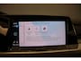 Volkswagen Golf Life Business 1.5 eTSI 130pk DSG Automaat Adaptive cruise control, Achteruitrijcamera, Stuurwiel verwarmd, Parkeersensoren, App connect, Stoelverwarming