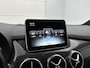 Mercedes-Benz B-klasse B 250 Automaat 4MATIC AMG Line | Parktronic | Stoelverwarming | Panoramadak | Sfeerverlichting | Trekhaak