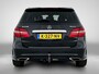 Mercedes-Benz B-klasse B 250 Automaat 4MATIC AMG Line | Parktronic | Stoelverwarming | Panoramadak | Sfeerverlichting | Trekhaak