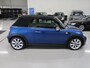 MINI One Mini Cabrio 1.6 Chili Sportstoelen Airco-ecc Half Leer 17 inch Sportvelgen Parkeersensoren achter Mistlampen Boekjes Zeer nette auto Always Open teller Bonnet stripes