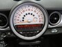 MINI One Mini Cabrio 1.6 Chili Sportstoelen Airco-ecc Half Leer 17 inch Sportvelgen Parkeersensoren achter Mistlampen Boekjes Zeer nette auto Always Open teller Bonnet stripes