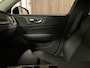 Volvo V60 T6 AWD Recharge Plus Bright | Adaptieve Cruise Control | Stoelverwarming voor+achter | Stuurwielverwarming | Long Range | Elektrische voorstoelen geheugen | Lederen bekleding | Zitting verlenging voorstoelen | Parkeercamera | Pilot Assist | 18 Inch | Keyl .