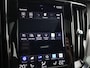 Volvo V60 2.0 T4 190 PK R-DESIGN + PANORAMADAK | WEGKL. TREKHAAK | STUURVERW. | ADAPTIVE CRUISE CONTROL