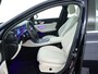 Mercedes-Benz E-klasse 200 Business Solution Luxury Panoramadak | Adaptieve cruise controle ( Distronic ) | Creme Leder Inclusief 24 maanden MB Certified garantie voor Europa.