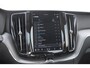 Volvo XC60 T6 350PK Automaat Plus Dark 360 camera / elektrisch bedienbare voorstoelen / Memory seats / stoelverwarming voor en achter/ stuurverwarming / BLIS
