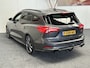 Ford Focus WAGON 2.3 ECOBOOST ST-3 TREKHAAK NAVIGATIE ADAPTIVE CRUISE CONTROL APPLE CARPLAY/ANDROID KEYLESS GO STUUR EN VOORRUITVERWARMING ACHTERUITRIJCAMERA ZEER MOOI !! Brgl