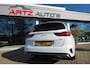 Kia Ceed Sportswagon 1.6 GDI PHEV DynamicPlusLine BlackLine l White Deleuxe Metallic