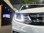 Volkswagen Tiguan 1.4 TSI R-Line Edition Panorama | Trekhaak | Navigatie | Cruise