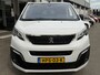 Peugeot e-Traveller 75 kwh Long | 8 Personen | Elektrisch | Elektrische deuren | Leder | Panodak | Zeer compleet!