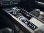 Volvo XC60 2.0 T8 Twin Engine R-Design | HUD | Pilot Assist | Trekhaak | Camera |
