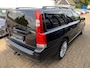 Volvo V70 2.0T Edition II 180PK LEER / SUNROOF / TREKHAAK