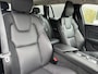 Volvo V60 2.0 B3 Momentum Advantage Adaptive Cruise / BLIS Dode hoek waarschuwing / Leer / verw. voorstoelen en stuurwiel / park assist V+A(-camera) / verw. voorruit / draadloos opladen telefoon