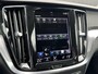 Volvo V60 2.0 B3 Momentum Advantage Adaptive Cruise / BLIS Dode hoek waarschuwing / Leer / verw. voorstoelen en stuurwiel / park assist V+A(-camera) / verw. voorruit / draadloos opladen telefoon