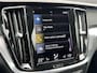 Volvo V60 2.0 B3 Momentum Advantage Adaptive Cruise / BLIS Dode hoek waarschuwing / Leer / verw. voorstoelen en stuurwiel / park assist V+A(-camera) / verw. voorruit / draadloos opladen telefoon