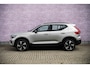 Volvo XC40 Single Motor Extended Range Plus 82 kWh Verwarmbare voorstoelen | Verwarmbaar stuurwiel | Warmtepomp | Adaptieve cruisecontrol | BLIS