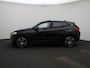 BMW X2 sDrive18i High Executive | Automaat | Climate Control | Panoramadak | Achteruitrijcamera | Lederen Bekleding | Lichtmetalen Velgen |